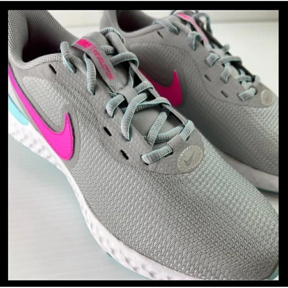 Nike Womens size 9.5 Revolution 5 Gray Pink Running Shoes Size Activewear